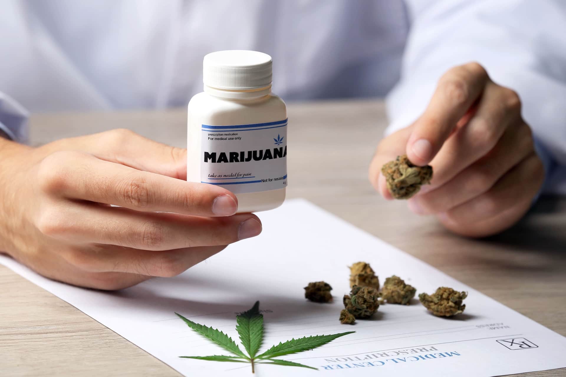 El consumo de cannabis entre los adolescentes en España disminuye un 40%